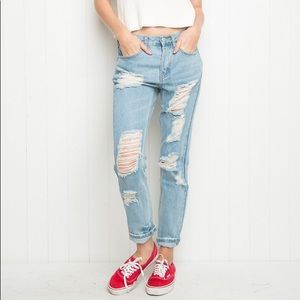 Brandy Melville Boyfriend Jeans